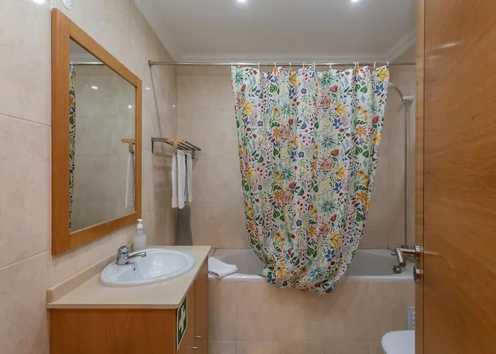 Beguest Apartment *